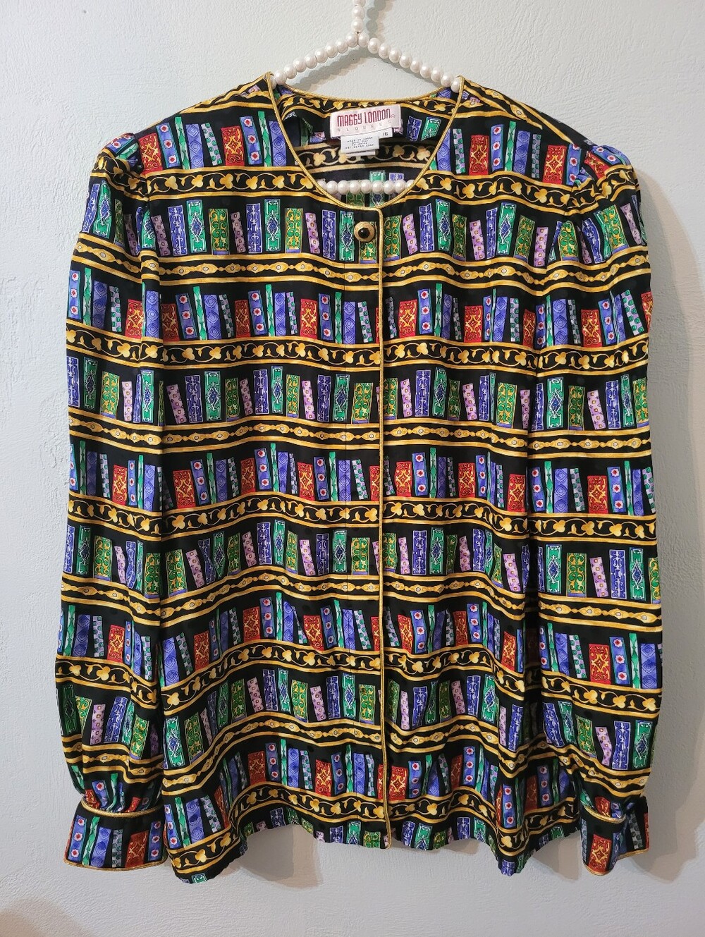 Maggy London 100% Silk Unique Bookshelfs Vintage Blouse Size 16!